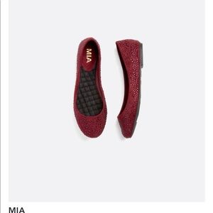 Stitch Fix MIA Burgundy Rhinestone Flats